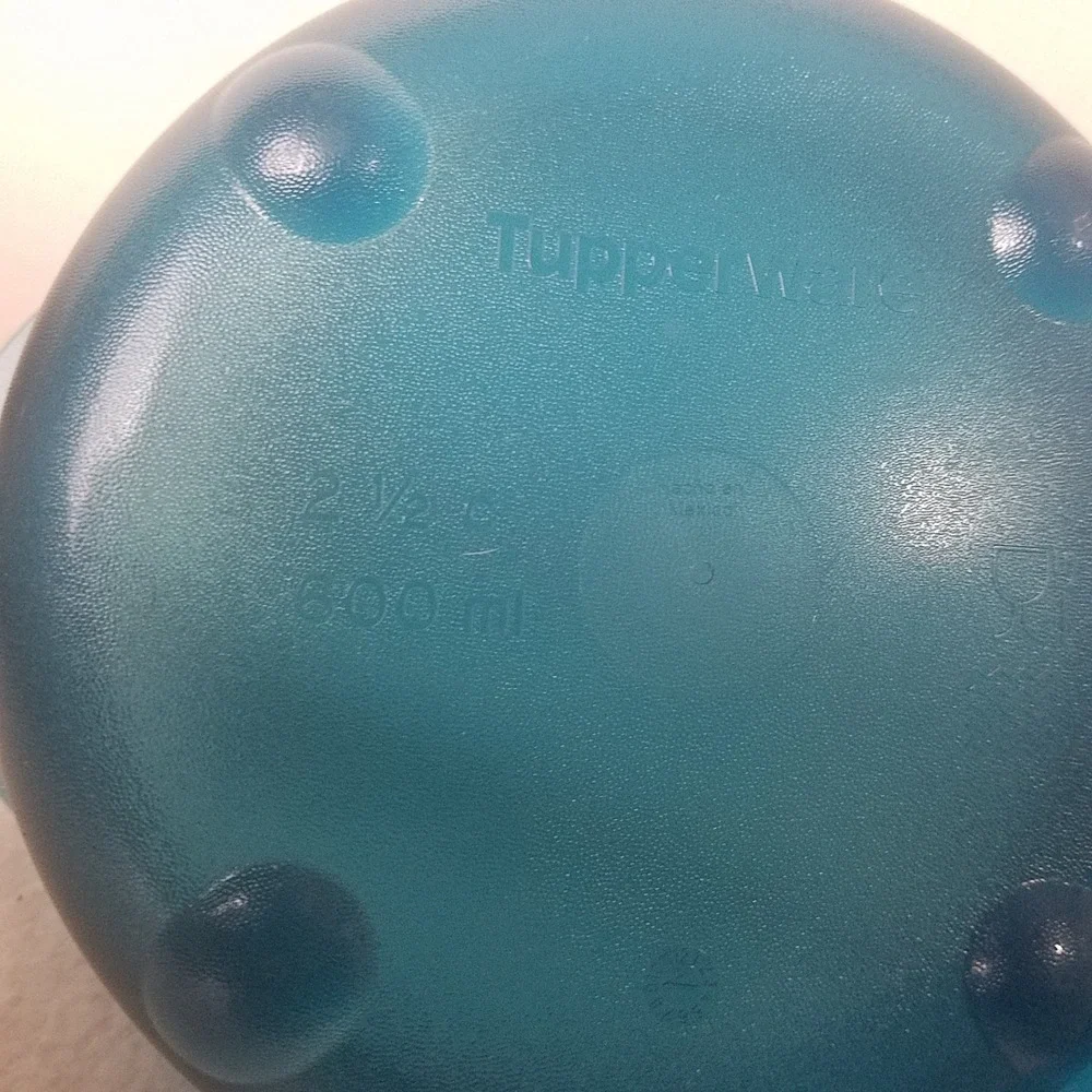 Tupperware Vent N Serve‎ Round Container 2.5 & 3.5 Cups Peacock Microwave set